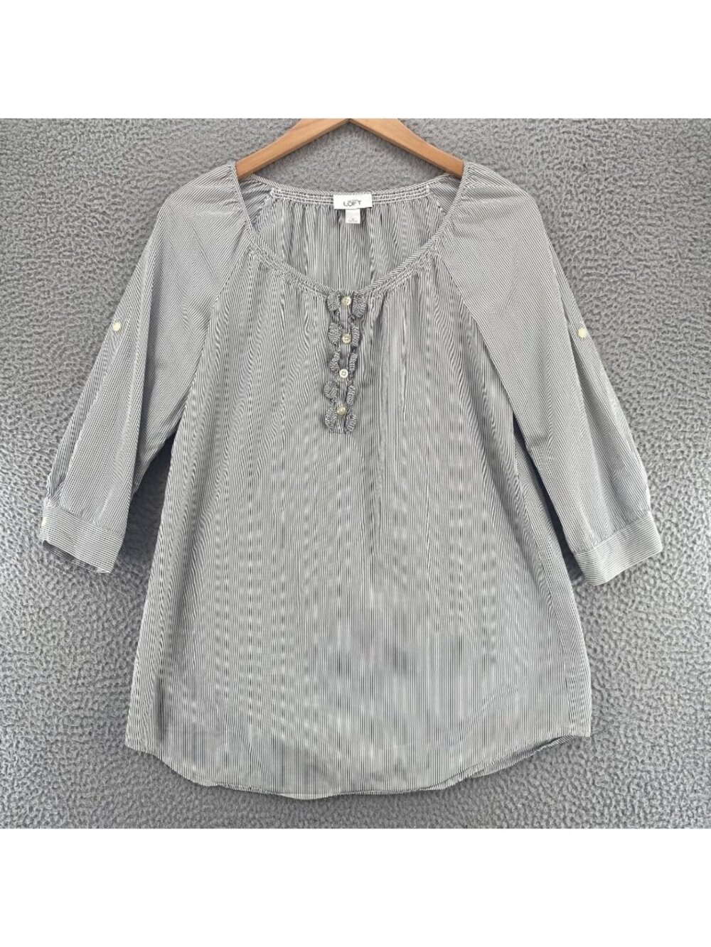 Ann Taylor LOFT Top Womens Small White Black Pinstripe Cotton Blouse 3/4 Sleeve